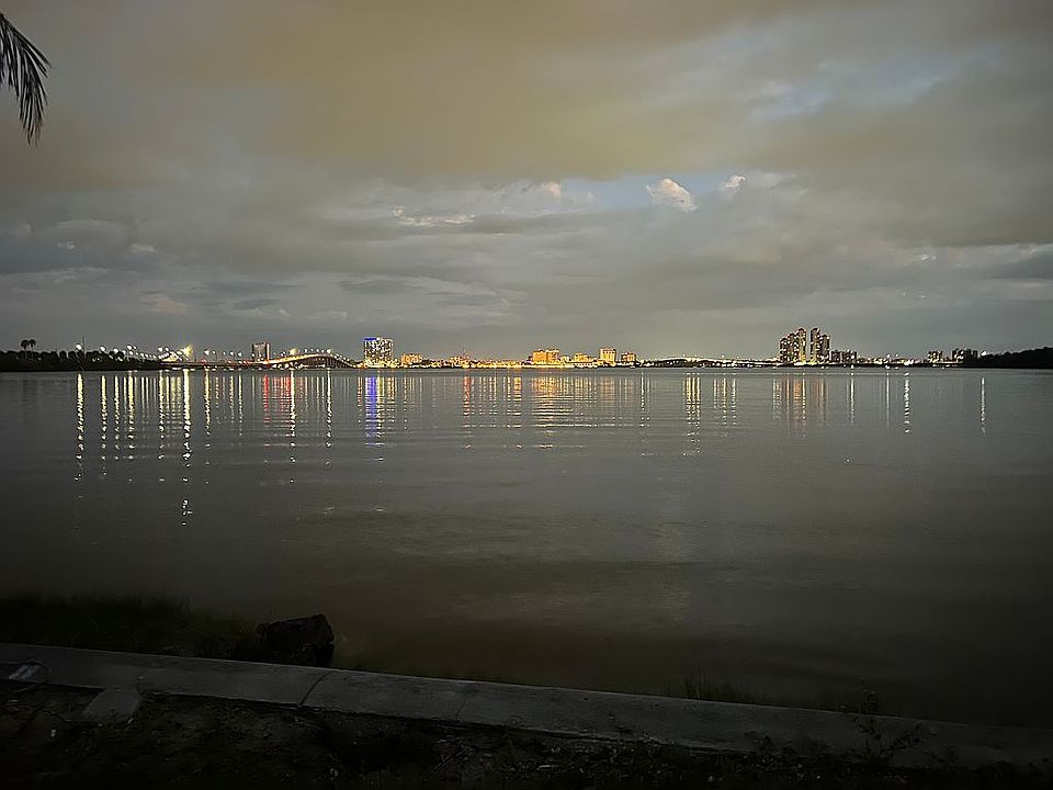 1st image of 65 W North Shore Ave