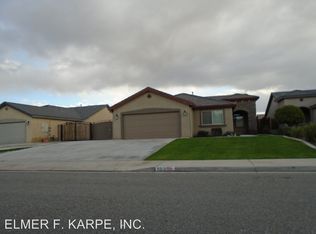 9515 Red Rock Creek Way, Bakersfield, CA 93311