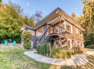 8640 Fauntleroy Pl SW, Seattle, WA 98136