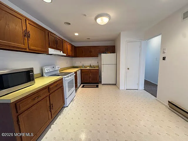 70 William And Mary Sq #A — Photo 7