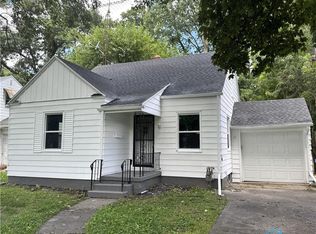 2126 Marlow Rd, Toledo, OH 43613