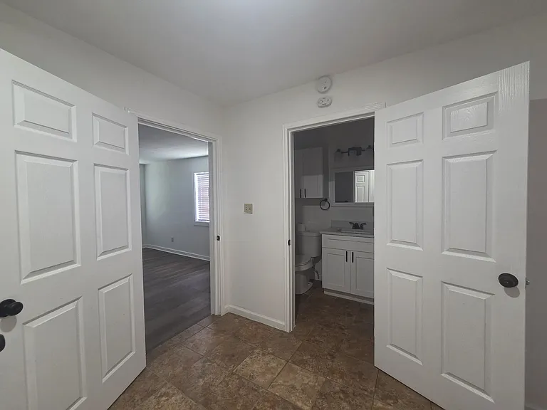 210 N San Jacinto St #2 — Photo 8