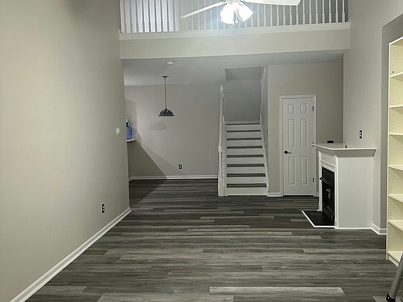 Entrance-Living -Dining