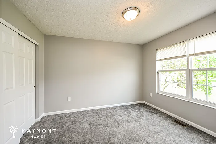 374 Molise Cir — Photo 11