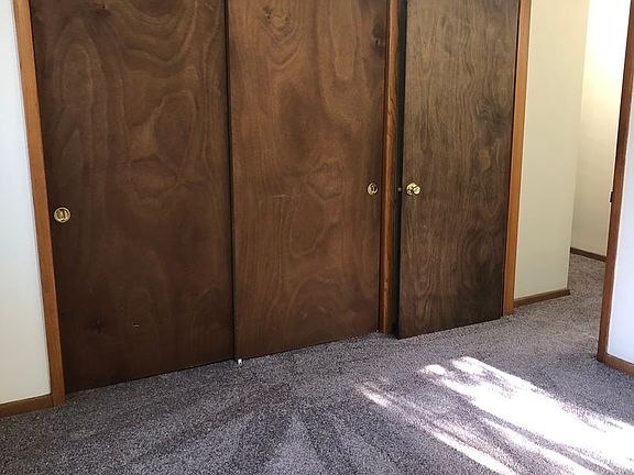 5th image of 1287 Shawano Ave APT 2