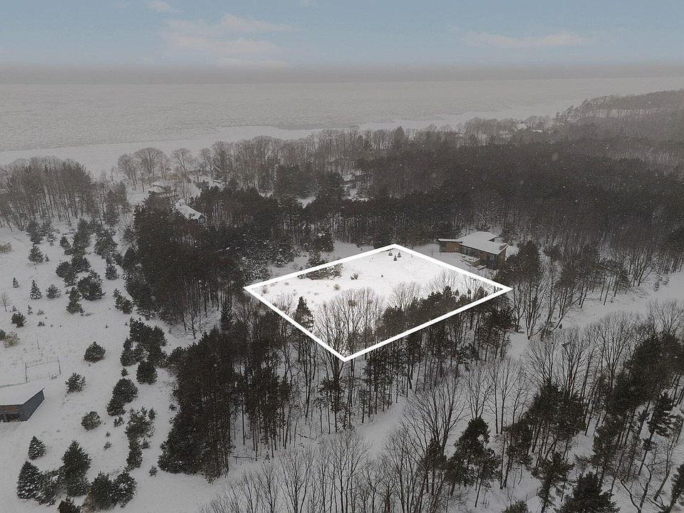 1st image of 17210 Beachview Dr