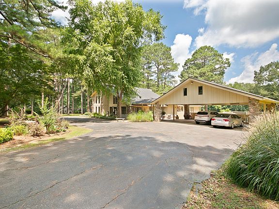 5th image of 572 Cherrywood Dr