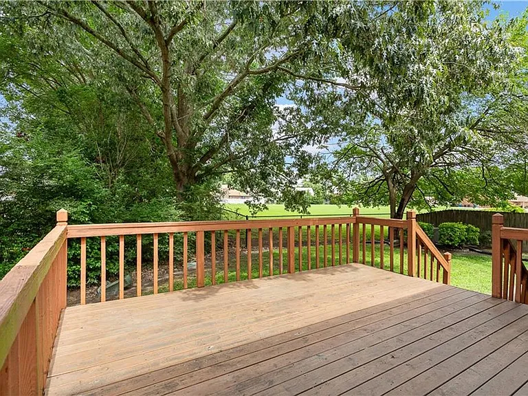 5120 Eagle Run Rd — Photo 32
