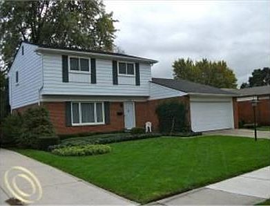 1st image of 31434 Edgeworth Dr