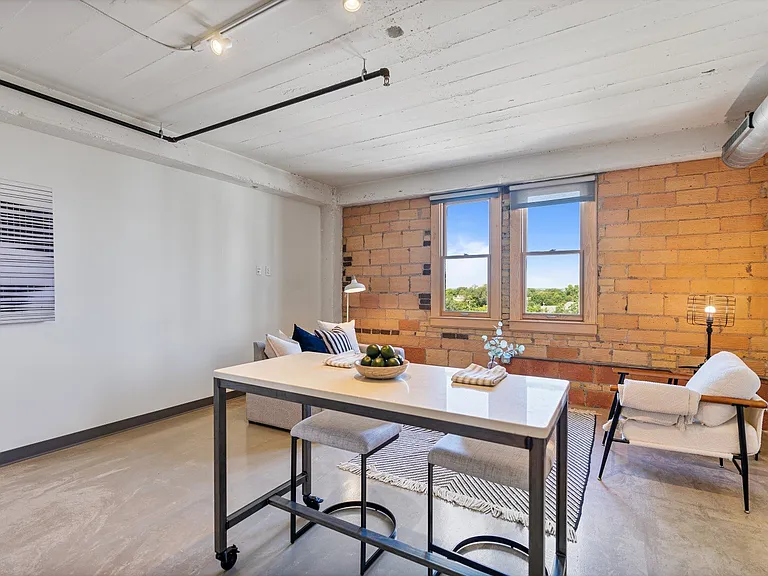 LOFTS - McLeod | 1 Bedroom
