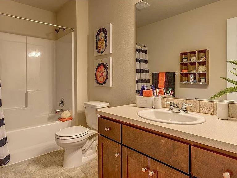 3295 Elder St NW — Photo 13