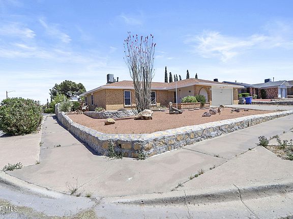 2nd image of 1584 Billie Marie Dr