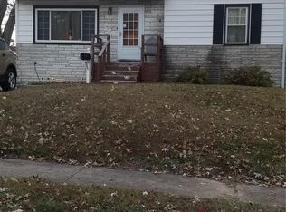 235 De Smet Dr, Florissant, MO