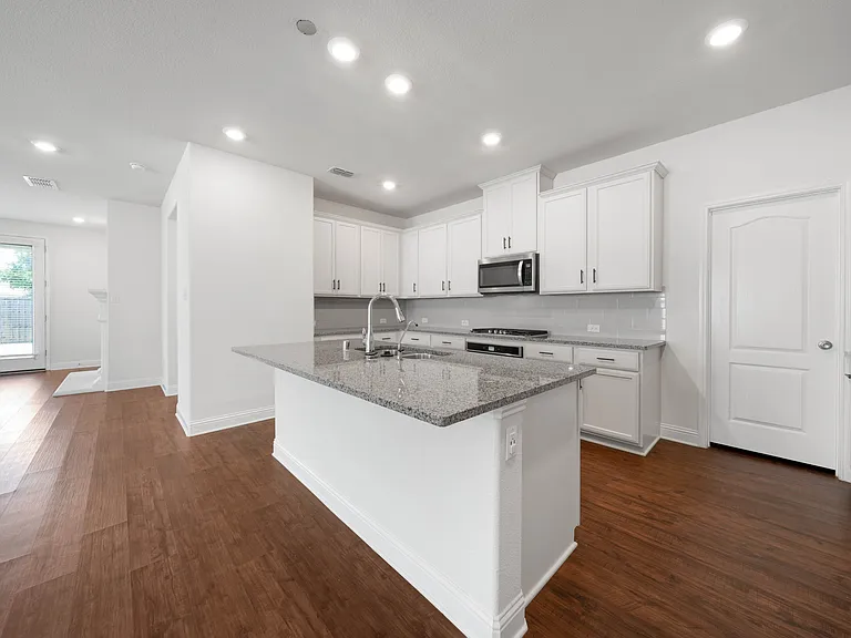 3416 Alamosa River Dr — Photo 5