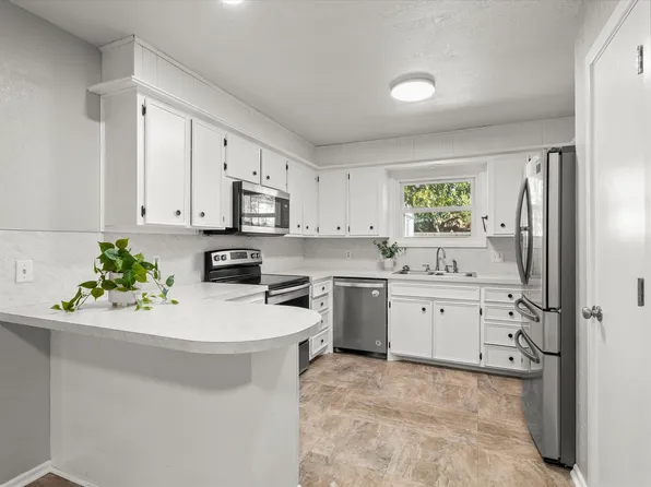 5006 57th St, Lubbock, TX 79414