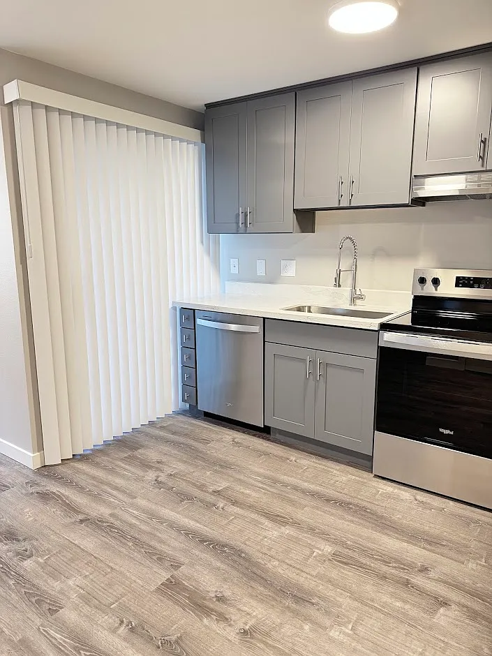 1 bed, 500 sqft, $1,600 — Photo 4