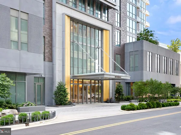 7887 Jones Branch Dr Unit 1701, McLean, VA 22102