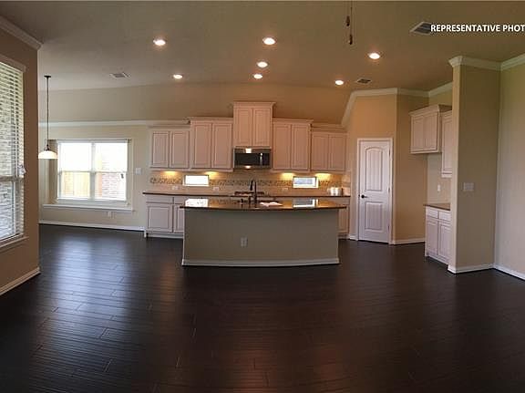 3rd image of 9639 Arctic Ln