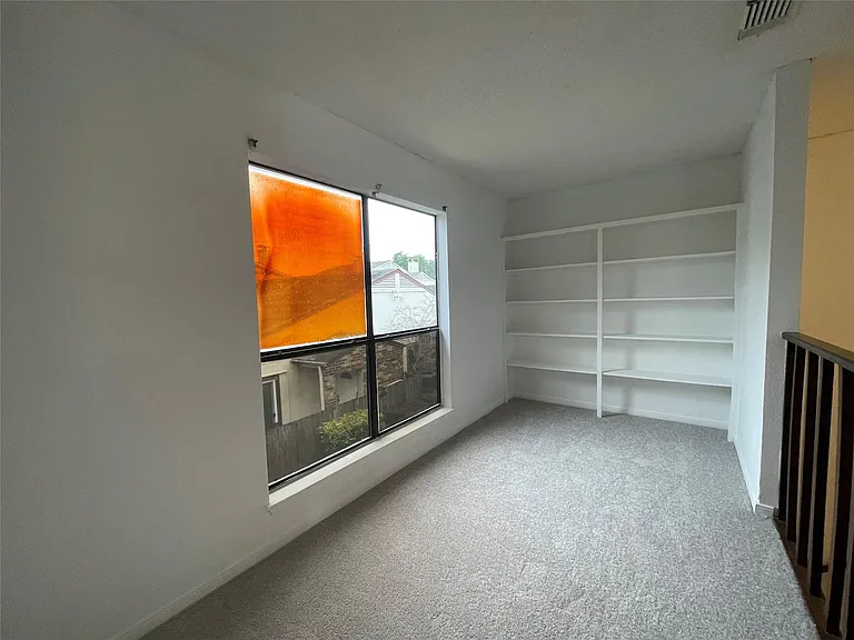 3909 Tanglewilde St #3909 — Photo 10