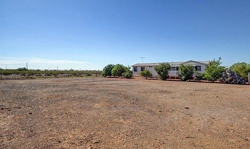 4th image of 33217 N 223rd Dr