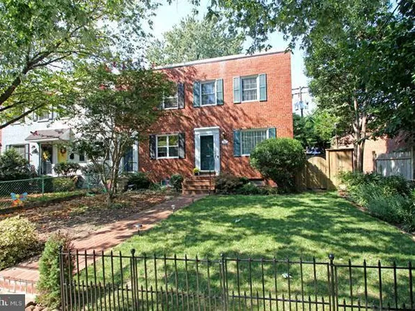 711 S Columbus St, Alexandria, VA 22314