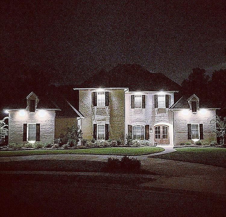 1st image of 113 Winterbury Dr