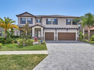 2584 Grand Lakeside Dr, Palm Harbor, FL 34684