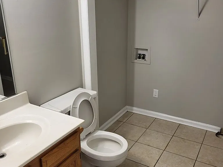 192 S Killarney Ln — Photo 3