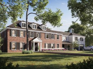 29 Croton St, Wellesley, MA 02481