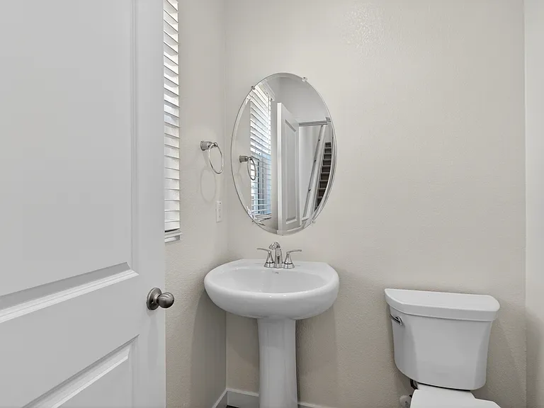 8873 Steamliner Ct — Photo 37
