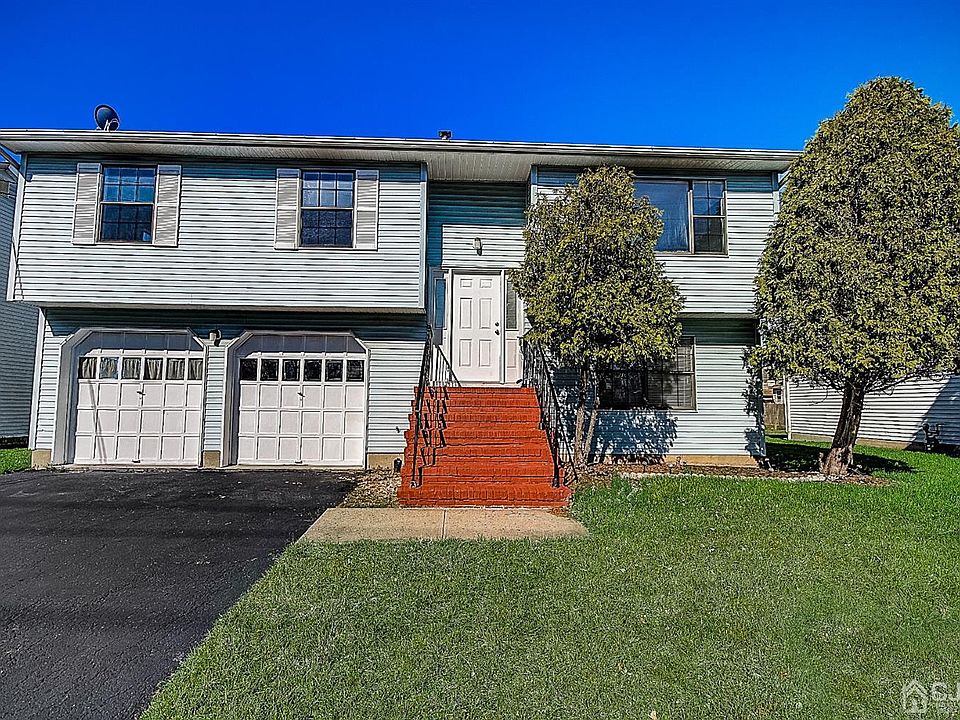 2nd image of 99 Borman Ave