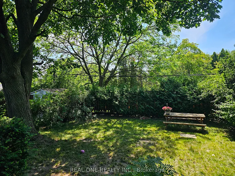 6 Fairhill Cres — Photo 20