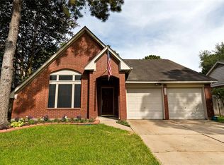7718 Hidden Oaks Ln, Houston, TX 77095