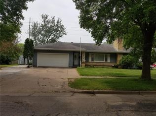1605 Lloyd Ave, Eau Claire, WI 54701