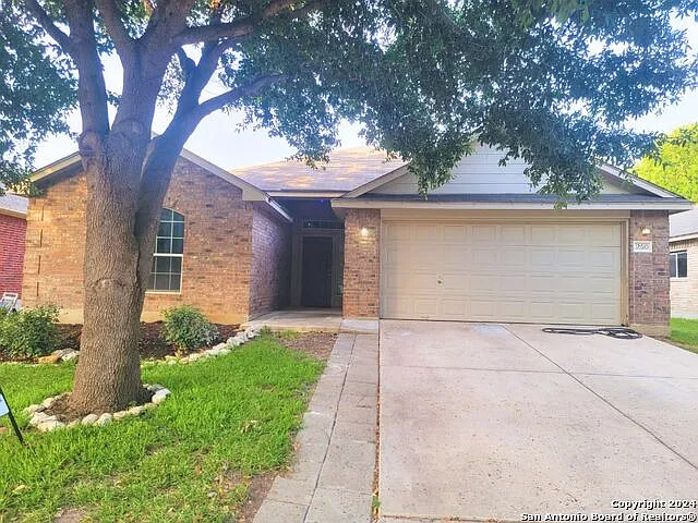 12610 Course View Dr — Photo 1