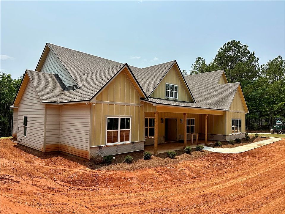 2nd image of 533 Lee Road 246