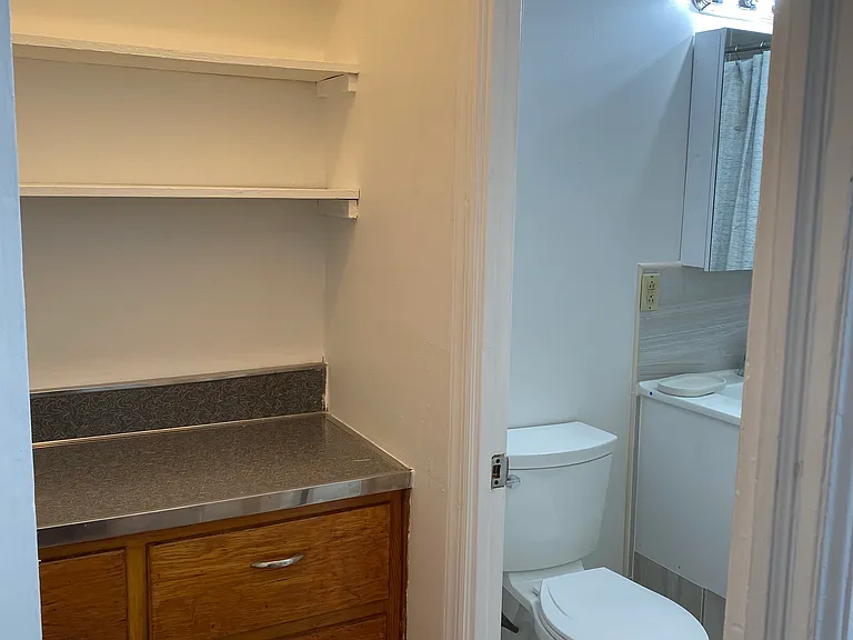 821 Grand Ave #2 — Photo 18