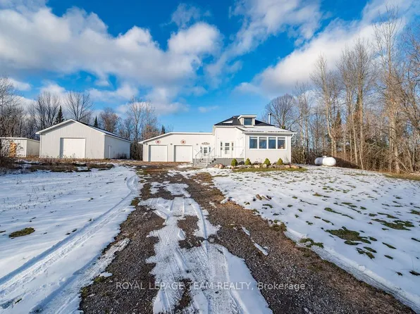 1150 Constant Lake Rd, Bonnechere Valley, ON K0J 1T0