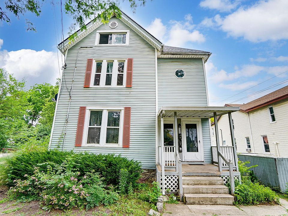 1st image of 7213 Van Kirk Ave #3