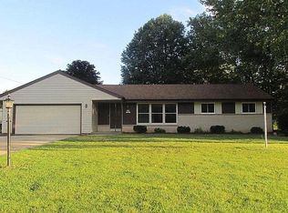 N70W13475 Brentwood Dr, Menomonee Falls, WI 53051