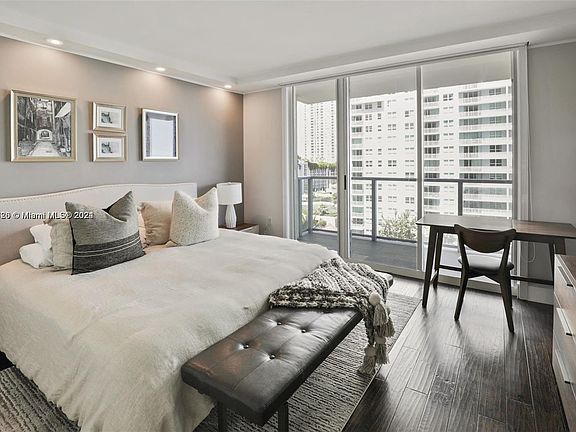 4th image of 1155 Brickell Bay Dr APT 1104