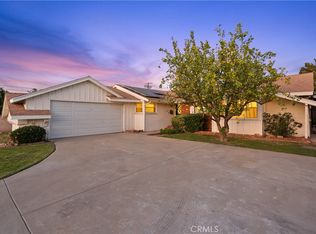 9458 Ruffner Ave, North Hills, CA 91343