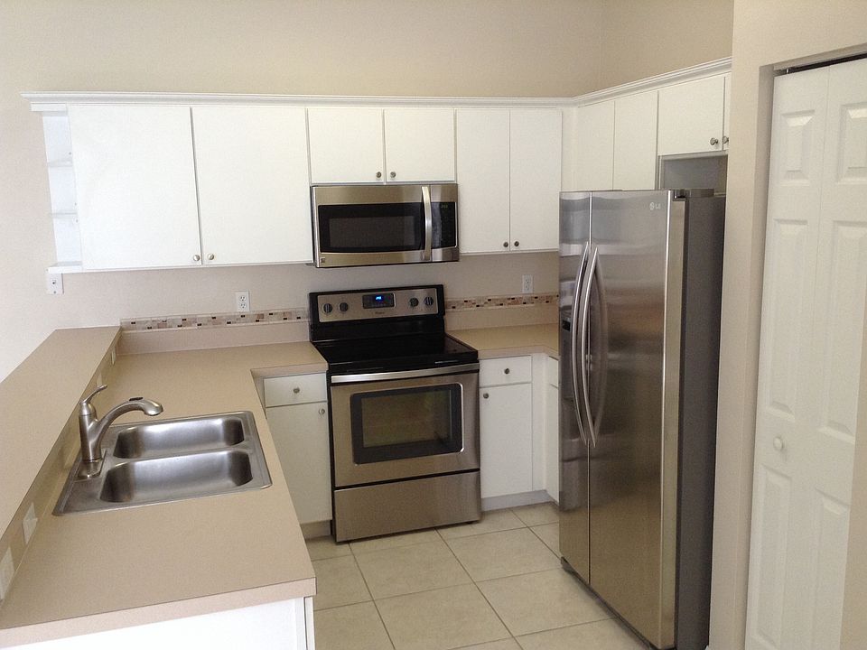 1st image of 106 Lighthouse Cir APT C