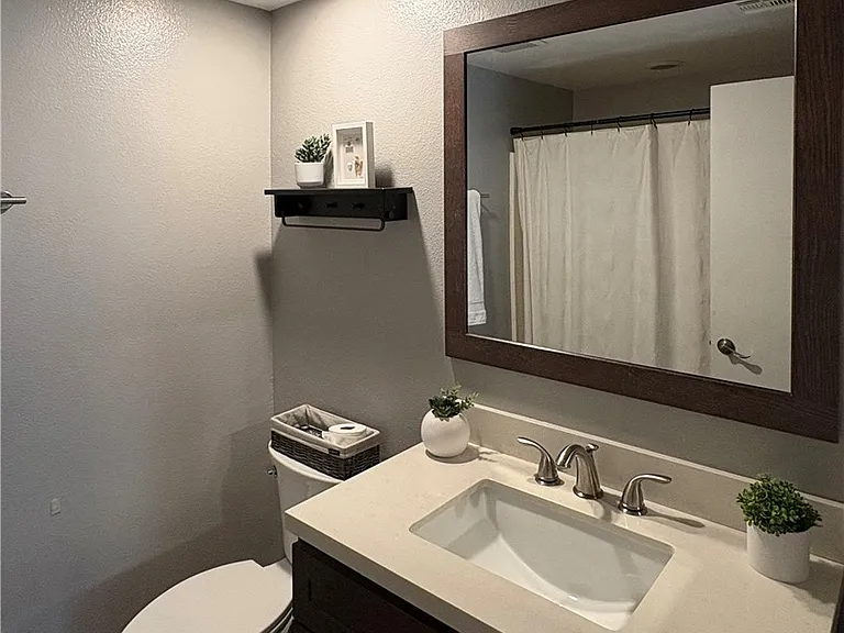27345 Nicole Dr — Photo 14