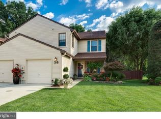 36 E Oleander Dr, Mount Laurel, NJ