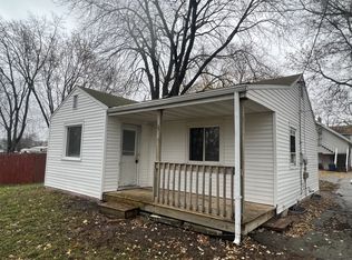 844 3rd St, Menasha, WI 54952