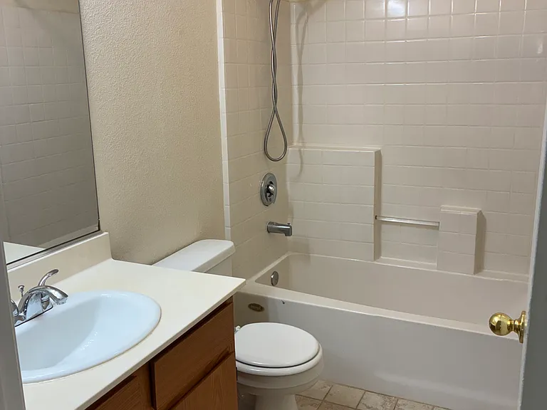 3610 Arroyo Ave — Photo 8