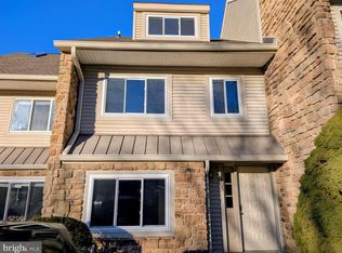 305 Paddock Dr, Wayne, PA 19087