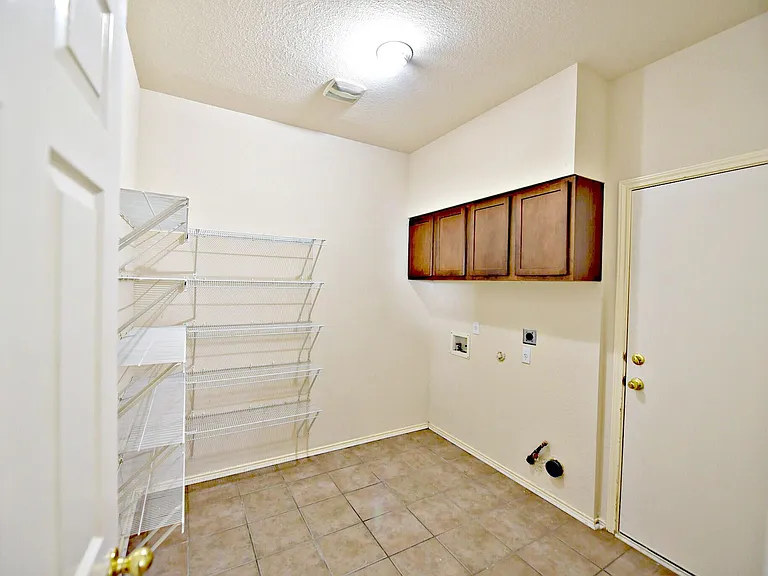 104 Mertz Ln — Photo 6
