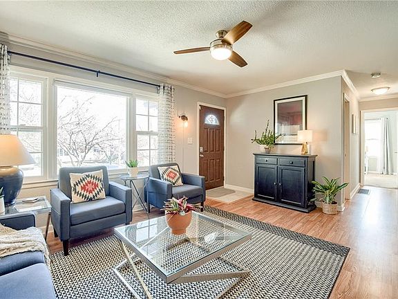 2nd image of 509 W 91st St